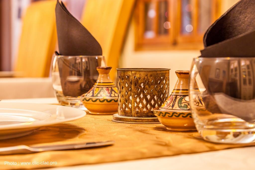 Riad Janoub 티즈니트 외부 사진