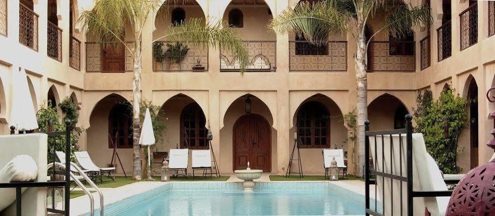 Riad Janoub 티즈니트 외부 사진