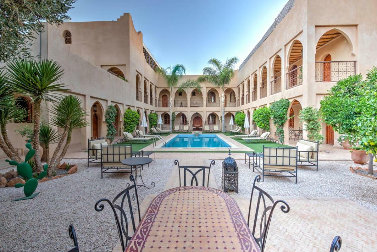 Riad Janoub 티즈니트 외부 사진